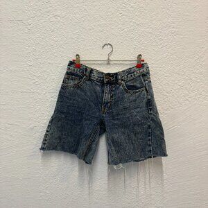BDG CUTOFF LOW RISE BERMUDA DENIM SHORTS